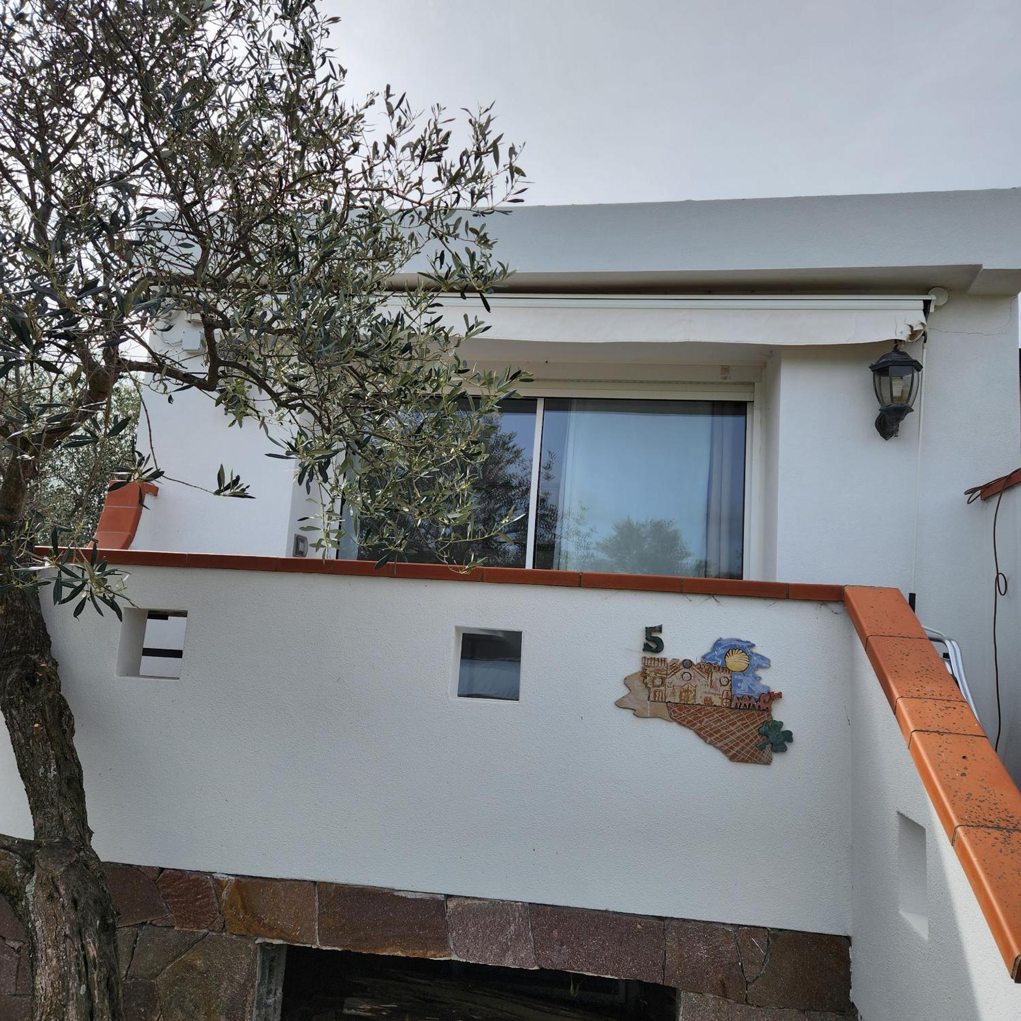 Iloghe Di Marras Otel Loculi Dış mekan fotoğraf