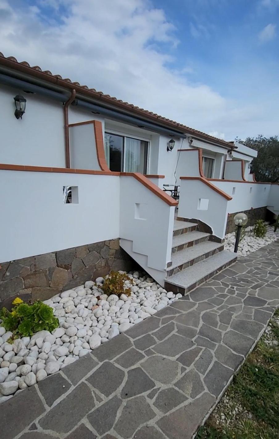 Iloghe Di Marras Otel Loculi Dış mekan fotoğraf